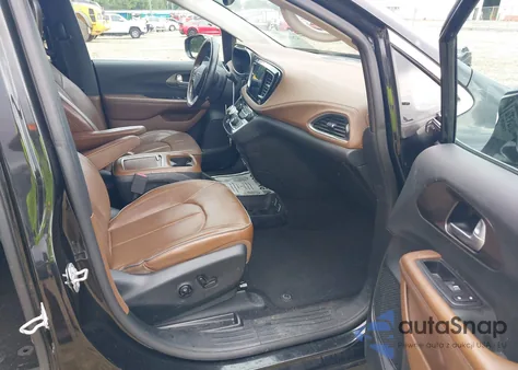 2017 Chrysler Pacifica Limited из США, поврежденный, VIN 2C4RC1GG9HR570149